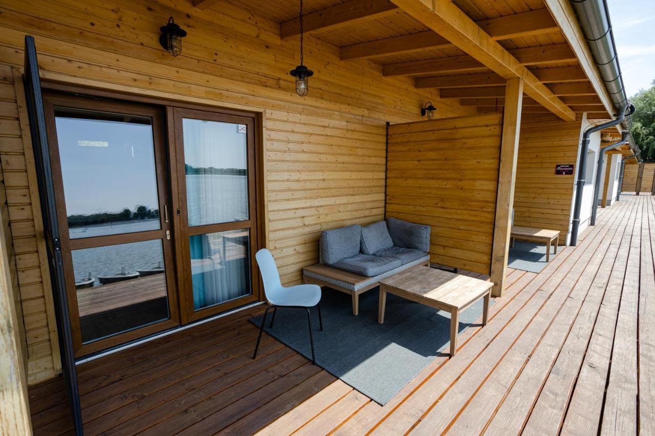 Halfarock Vizi-Erdei Apartmanhaz Levelek ภายนอก รูปภาพ